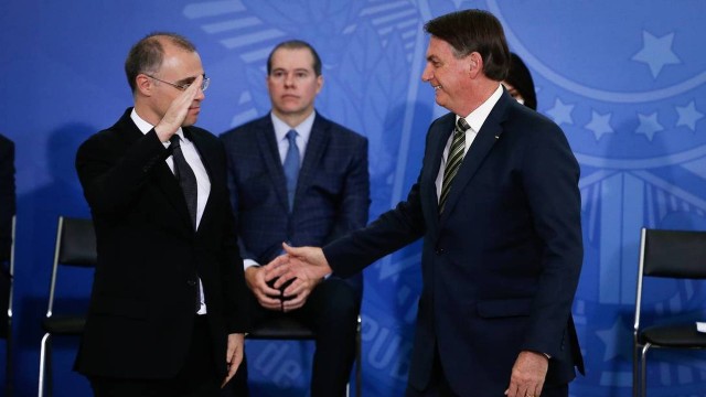 Leia mais sobre o artigo Caso Master, a reescrita em movimento